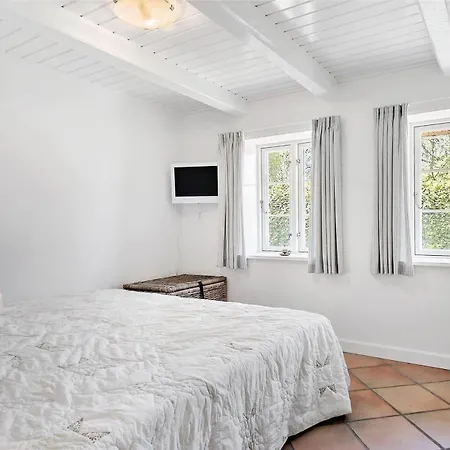 Vakantiehuis Reetdach-ferienhaus-mit-traumhaftem-panoramameerblick Abjerg