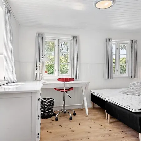 Reetdach-ferienhaus-mit-traumhaftem-panoramameerblick Abjerg