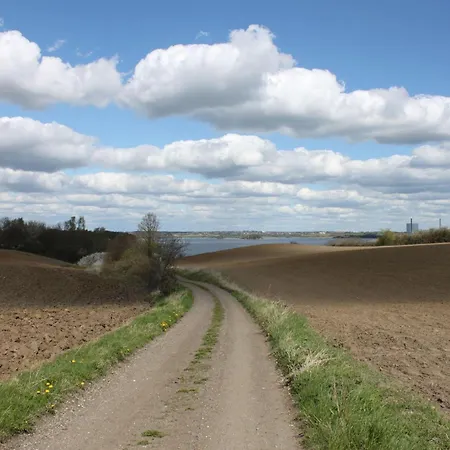 Vakantiehuis Reetdach-ferienhaus-mit-traumhaftem-panoramameerblick